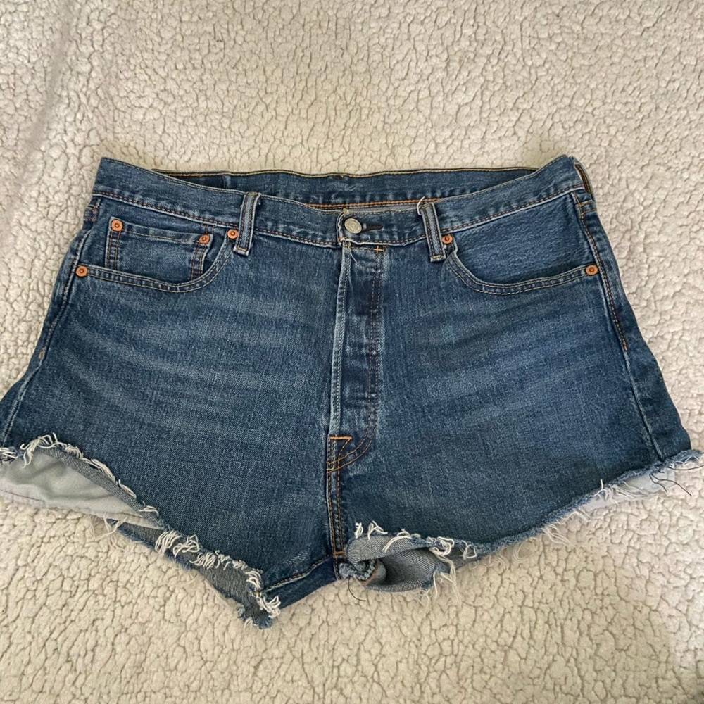 501 Levi’s shorts